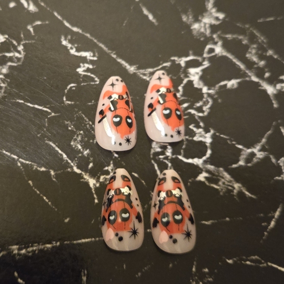 🍒🍒 DeadPool Theme Press On Nails - Picture 9 of 9